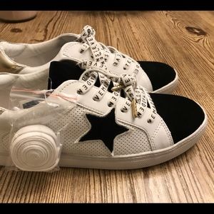 Steve Madden white sneaker suede star size 10 new